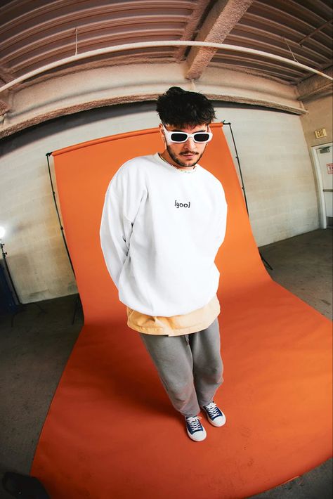 Streetwear Poses, Ad Photography, Icon White, Kian Lawley, Studio Photoshoot, White Crewneck, Street Fashion Photography, Photography Poses For Men, T Shirt Photo