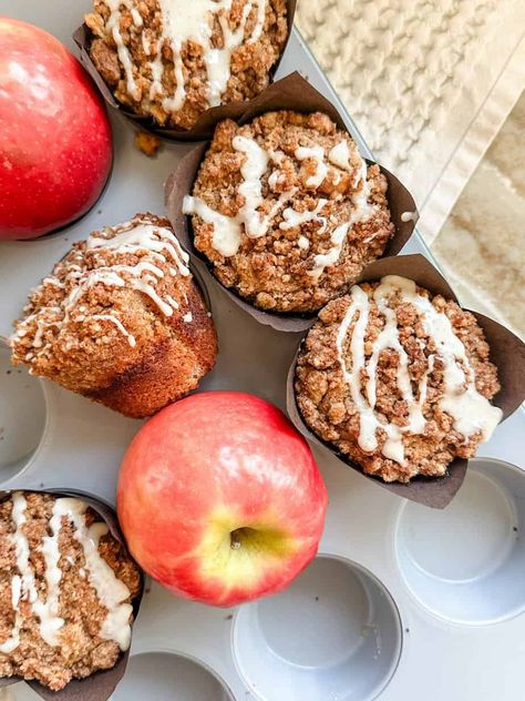 Cabin Recipes, Protein Breakfast Muffins, Starbucks Egg White Bites, Vegan Apple Muffins, Lovely Delites, Vegan Banana Nut Muffins, Peanut Butter Chocolate Chip Muffins, Apple Muffin, Healthy High Protein Snacks