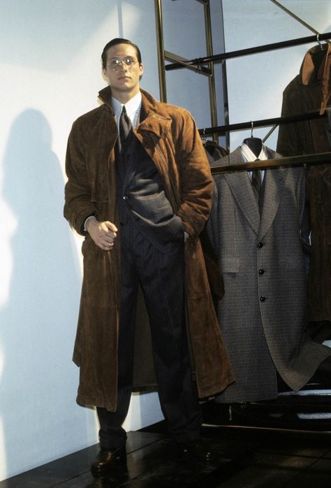 70s Detective Outfit, 1970s Male Fashion, 1980s Businessman, Sophisticated Outfits Men, 80s Detective, 1960s Fashion Mens, Detective Outfit, Soviet Fashion, Male Pose Reference