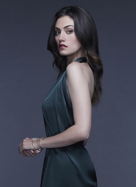 Naya Ghost (Phoebe Tonkin) Phobie Tonkin, Hayley The Originals, H2o Just Add Water, Hayley Marshall, Phoebe Tonkin, Vampire Diaries The Originals, Woman Crush, The Vampire Diaries, Celebrity Gossip