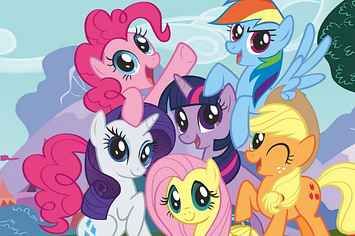 Can We Guess Your Favorite “My Little Pony” Based On Your Favorite Candy? They gussed right! My favorite is Derpy Hooves Adagio Dazzle, Pony Games, Pony Wallpaper, My Little Pony Party, My Little Pony Wallpaper, Pony Birthday, Pony Party, Valerian, Pinkie Pie