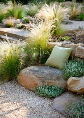 Modern Japanese Garden Landscapes, Modern Japanese Garden, Moderne Have, Garden Ideas To Make, Japanese Garden Landscape, Australian Native Garden, Grasses Landscaping, Australian Garden, Gravel Garden