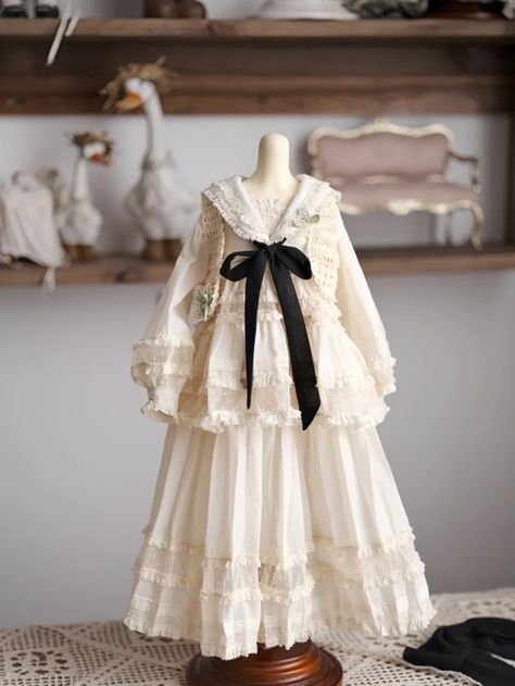 Bjd Dress Pattern, Porcelain Doll Dress, Bjd Clothes Pattern, Victorian Doll Dress, Black Bjd, White Doll Dress, Dollhouse Doll Clothes, Bjd Doll Clothes, Detail Couture