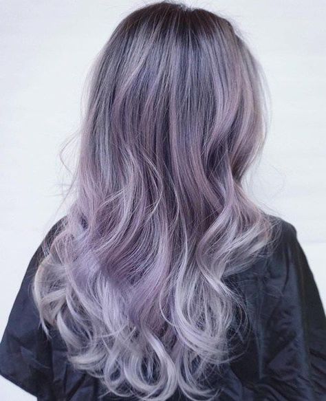 purple blonde hair with black roots Silver Purple Hair, Purple Blonde Hair, Pastel Purple Hair, Dyed Hair Pastel, Neon Hair, Purple Highlights, Lilac Hair, Silver Hair Color, Hair Color Pastel