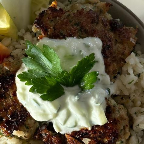 Maxine Sharf on Instagram: "Chicken kofta with tzatziki and lemon dill rice✨ For the Chicken Kofta:▪️1 lb. Ground Chicken (96% lean, not breast only)▪️1/2 Cup Yellow Onion, finely chopped▪️1/4 Cup Parsley, finely chopped▪️2 Tbsp Mint, finely chopped▪️3 Cloves Garlic, minced▪️1 Egg▪️1 Tbsp Coriander▪️1+1/2 tsp Cumin▪️1/2 tsp Cinnamon▪️1/4 tsp Cayenne Pepper▪️1 Pinch Cloves▪️1/4 tsp Black Pepper▪️1 tsp Kosher Salt▪️1 Tbsp Avocado or Olive Oil▪️ For the Tzatziki: ▪️1/2 a Large Cucumber, grated▪️2 Cups 2% Greek Yogurt▪️1 Clove Garlic, grated or minced▪️1 Lemon, juice▪️1 Tbsp Olive Oil▪️1/4 tsp Kosher Salt (or to taste)▪️ For the Lemon Dill Rice:▪️2 Cups Chicken Stock▪️1/2 tsp Salt▪️1 Clove Garlic, minced▪️1 Cup Long-Grain Rice▪️1 Medium Lemon, zest (~1 Tbsp)▪️2 Tbsp Fresh Dill, chopped▪️2 T Chicken Kafta, Maxis Kitchen, Lemon Dill Rice, Chicken Medallions, Kale And Bean Soup, Chicken Kofta, Dill Rice, Ground Chicken Recipes, Rice Bowls Recipes