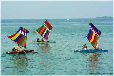 Mindanao, Philippines | Philippines Philippine Travel, Rizal Park, Philippine Mythology, Philippines Fashion, Philippines Culture, Filipino Culture, Kids Around The World, Painting Subjects, Philippines Travel