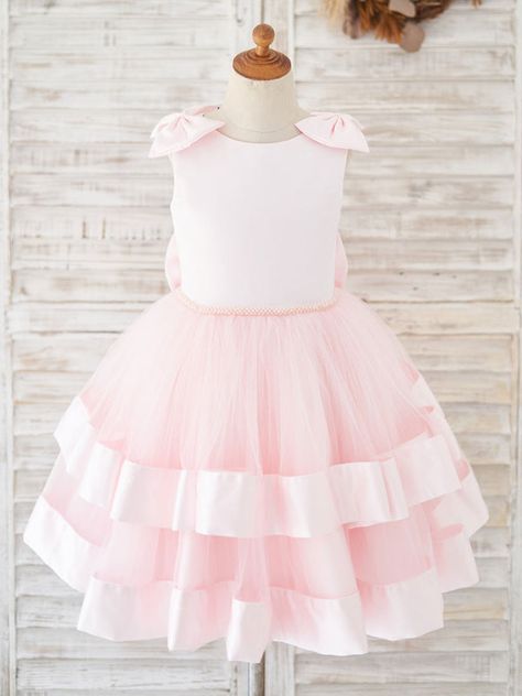 Pink Child, Champagne Flower Girl, Flower Girl Dresses Champagne, Girls Dress Outfits, Girls Dresses Online, Kids Party Dresses, Wedding Flower Girl Dresses, Trendy Wedding Dresses