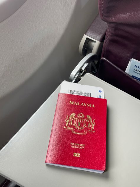 Malaysia Airlines Aesthetic, Passport Malaysia, Airplane Snap, Malaysia Passport, Germany Passport, Plane Window View, Snap Pictures, Airline Cabin Crew, Ios Emoji