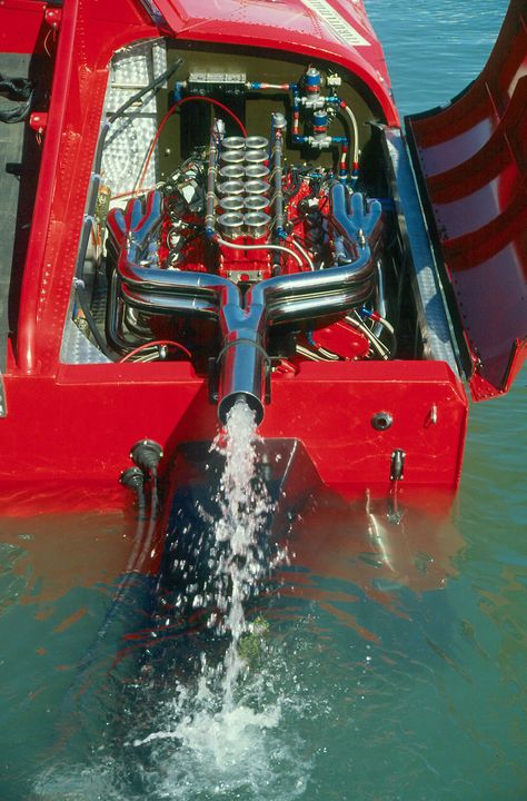 Lamborghini Engine (1990) Lamborghini Engine, Offshore Boats, Classic Wooden Boats, Ski Boats, Fast Boats, Boat Projects, Float Your Boat, Vintage Boats, Old Boats