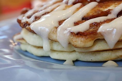 Cinnamon Roll Pancakes 6 Cinnamon Swirl Pancakes, Cinnamon Roll Pancakes Recipe, Cinnamon Roll Pancakes, What's For Breakfast, Cinnamon Swirl, French Toast Recipe, Toast Recipes, Breakfast Treats, Breakfast Dishes