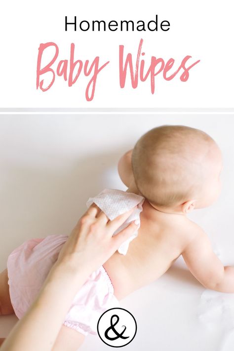 Homemade Wipes, Baby Wipes Recipe, Homemade Baby Wipes, Diy Cloth Diapers, Reusable Baby Wipes, Natural Mom, Wipes Container, Diy Towels, Reusable Wipes