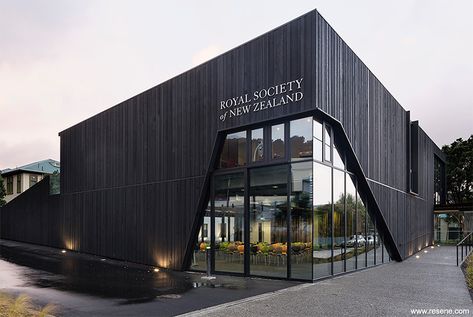 Royal Society of New Zealand Redevelopment - Resene Total Colour Awards 2013 Black Building Exterior, Black Buildings, Warehouse Facade, Warehouse Architecture, Glass Entrance, Industrial Facade, Office Exterior, Metal Building Designs, Black Building