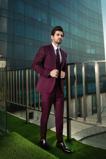 Modernizing the Art of Bespoke Tailoring Wine Color Suit, Suit For Men Wedding, Maroon Suit, Suits Usa, Men's Business Outfits, Bespoke Suits, Classic Tuxedo, Custom Made Suits, Custom Suits