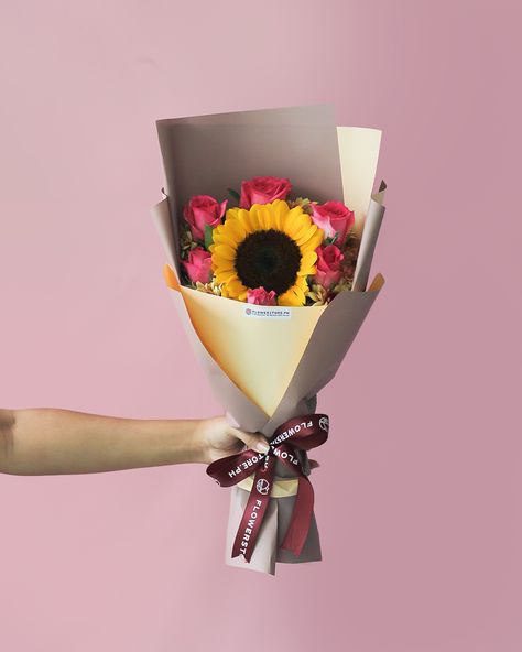 Rose And Sunflower, Roses And Sunflowers, Pink Flower Bouquet, Same Day Flower Delivery, Flower Delivery, Pink Flower, Pink Rose, Flowers Bouquet, Pink Roses