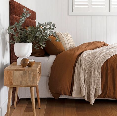 Finding the right linen bedding for your bedroom can be tough, and with so many brands out there, we have round up the top 7 best places to buy linen bedding. Bambury is a Perth-based Australian bedding company, and with bedding collections inspired by the Western Australia coastline and lifestyle, it's no wonder we like their 100% linen quily covers, like this gorgeous rust set. To find our full list of recommended linen bedding stores, click on the pin or go to StyleCurator.com.au. Beautiful Bed Designs, Simple Bed Designs, Sleep Peacefully, Linen Sheet Sets, Quilt Covers, Simple Bed, Linen Quilt, Cubicle, Quilt Cover Sets