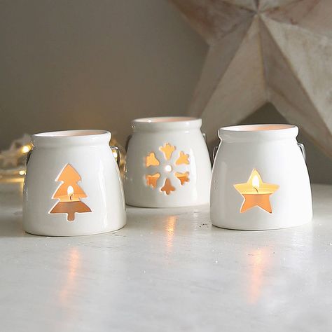 Clay Candle Holders, Ceramic Christmas Decorations, Clay Candle, Canal House, Clay Diy Projects, Christmas Clay, Keramik Design, Ceramic Candle Holders, Pottery Crafts