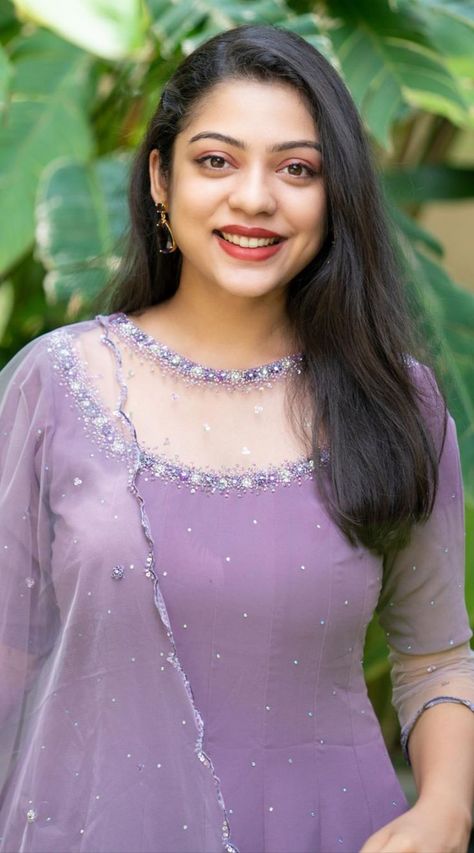 Actress #VarshaBollamma Varsha Bollamma, Aamna Sharif, Party Wear Frocks, Simple Lehenga, Long Frock Designs, Girls Dresses Diy, Elegant Casual Dress, Churidar Designs