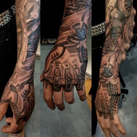 Mechanics Tattoo, Bionic Tattoos For Men, Small Biomechanical Tattoo, Organic Biomechanical Tattoo Design, Forearm Biomechanical Tattoo, Biomech Hand Tattoo, Terminator Tattoo, Tattoo Biomechanical, Shoulder Armor Tattoo