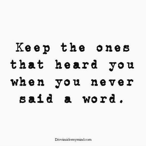 Guarda a los que te oyeron cuando nunca dijiste una palabra. Quotes Distance, Quotes About, Life Quotes Love, Deep Quotes, True Friends, A Word, A Quote, Note To Self, Friends Quotes