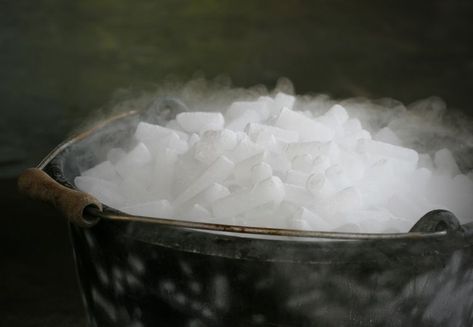 Homemade Dry Ice Recipe Mosquito Trap Diy, Dry Ice Experiments, Icee Recipe, Flour Substitute, Substitute For Egg, Witch's Brew, Dry Ice, How To Make Homemade, Us Foods