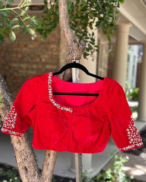 Elevate your traditional attire with our stunning Red Velvet Maggam Work Blouse, designed to add a touch of luxury to your ensemble. Handcrafted with intricate maggam embroidery, this blouse features fine detailing with gold and silver threads, zardosi work, and delicate bead embellishments. The rich velvet fabric offers a regal look, perfect for weddings, festive occasions, and special events. Customizable to fit your size and style, our blouse is designed for the modern woman who cherishes ... Velvet Blouse Designs Indian, South Indian Blouse, Blouse Designs Saree, Velvet Blouse Design, Indian Blouse Designs, Designer Blouses Online, Blouse Indian, Blouse Designer, Cutwork Blouse Designs