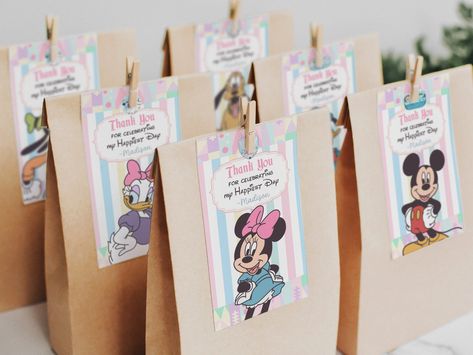 Disney Theme Party Favors, Disney Party Favors, Toddler Birthday Party Themes, Disney Party Favor, Magical Party, Disneyland Birthday, Disney Theme Party, Happiest Birthday, Minnie Mouse Birthday Party