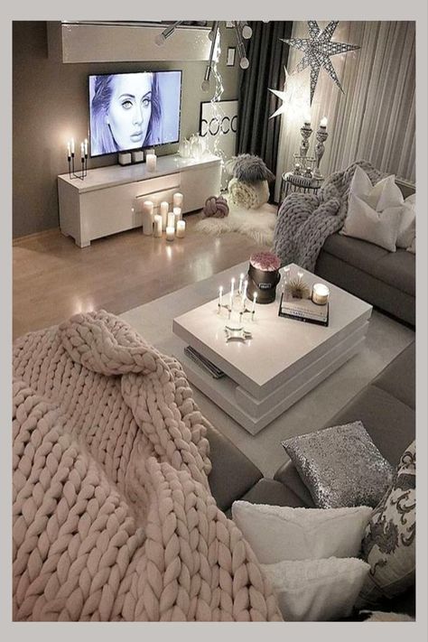 cozy gray neutral living room ideas with pops of color Cozy Grey Living Room, Cozy Neutral Living Room, Gray Living Room, Living Room Decor On A Budget, Rooms Ideas, Trendy Living Rooms, Neutral Living Room, Living Room Decor Cozy, Living Room Decor Apartment