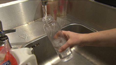 App to help refill water bottles for free anywhere in the UK.  It is hoped the Water UK Refill app scheme will help cut down on the 35 million new plastic bottles used each year. Plastic Bottles, About Uk, The Uk, Water Bottles, Recycling, Water Bottle, For Free, Water