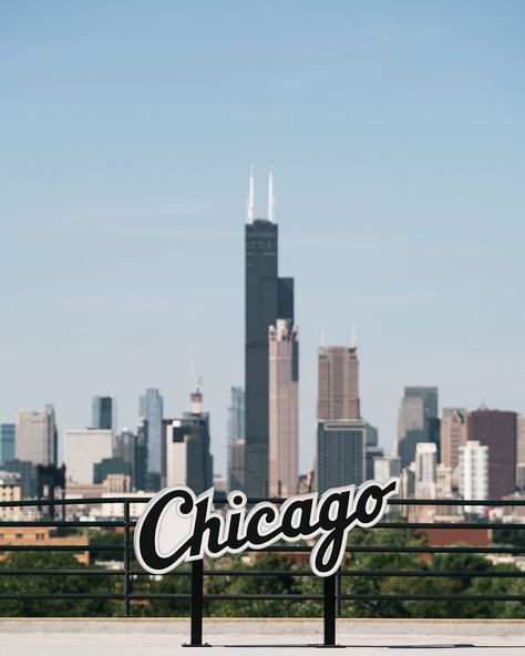 Chicago White Sox on Instagram: “🖤” White Sox Aesthetic, Chicago Wallpaper, Pier House, Buckingham Fountain, Chicago White Sox Baseball, Chicago Riverwalk, Baseball Photography, White Sox Baseball, Grant Park