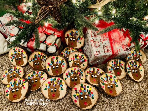 Parent Gift Ideas, Kindergarten Christmas Party, Preschool Christmas Gifts, Kindergarten Christmas Crafts, Class Christmas Gifts, Ideas For Kindergarten, Kindergarten Christmas, Students Christmas, Parents Christmas