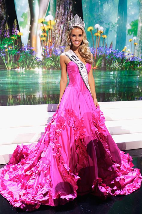 Pagent Dresses, Olivia Jordan, Pageant Life, Preteen Clothing, Pink Ball Gown, Bubble Gum Pink, Miss Usa, Pageant Gowns, Red Gowns