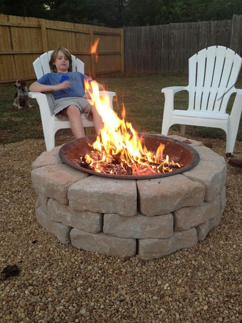 Fire Pit. Could take the metal one I already have and put it inside a new brick one. Backyard Fire Pit, Diy Outdoor Fireplace, Fire Pit Landscaping, Fire Pit Furniture, Portable Fire Pits, Patio Fire Pit, Fire Pit Designs, Diy Fire Pit, Have Inspiration