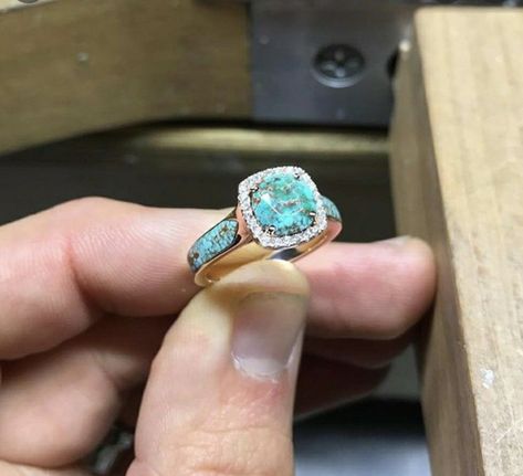 Western Engagement Rings, Western Wedding Rings, Turquoise Wedding Rings, Leaf Rings, Turquoise Ring Engagement, Western Engagement, Expensive Rings, Cut Rings, Birthday Treat