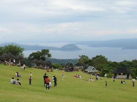 Tagaytay’s playground is the popular Picnic Grove. It features huts line along the gentle slopes of the Tagaytay Ridge. It is a prime location, providing the finest view of the volcano far below. The Picnic Grove is one of the cheapest attractions here in Tagaytay. Picnic Groove In Tagaytay, Picnic Grove Tagaytay, Cavite Philippines, Fade Haircut Curly Hair, Taal Volcano, Tagaytay City, Consumer Culture, Girls Night Party, Tagaytay