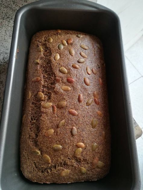 Chef Alina Gluten Free Bread, Pan Keto Receta, Pan Keto, Oat Bread, Sin Gluten, Kitchen Recipes, Oats, Banana Bread, Keto Recipes