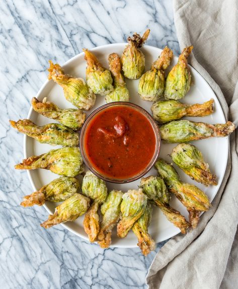 stuffed squash blossoms with herbs and ricotta - With Spice Stuffed Squash Blossom, Squash Blossom Recipe, Stuffed Squash Blossoms, Herbed Ricotta, Recipes For A Party, Recipe Ricotta, Spring Snacks, Fall Appetizer, Ricotta Recipe