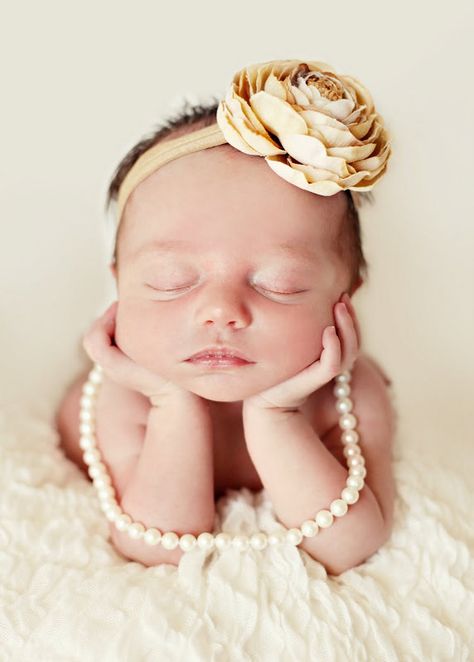 Wearing Pearls, Foto Newborn, Anne Geddes, Baby Poses, Newborn Baby Photos, Newborn Poses, Foto Baby, Newborn Shoot, Newborn Baby Photography