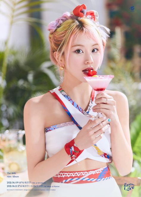 Alcohol-Free Track & M/V 06.09 6PM KST Full Album & Physical 06.11 1PM KST, 06.11 0AM EST #TWICE #트와이스 #Taste_of_Love #CHAEYOUNG Taste Of Love, Twice Photoshoot, Twice Album, Twice Chaeyoung, Sana Momo, Sana Minatozaki, Chaeyoung Twice, Set Me Free, Love Photos