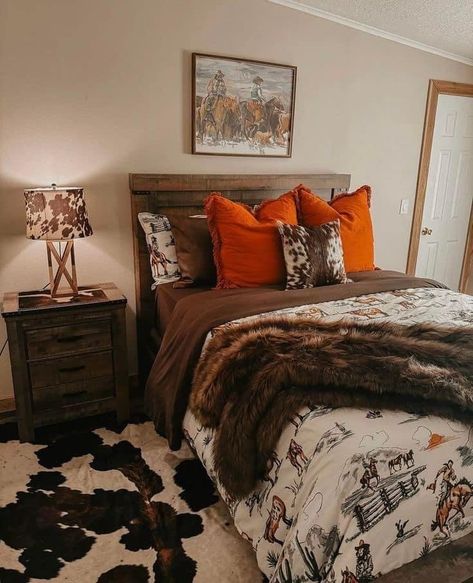 Autumn Bedroom Decor Cozy, Western House Ideas, Autumn Bedroom Decor, Autumn Bedroom, Western Bedrooms, Cowgirl Room, Country Bedroom Decor, Cozy Ideas, Western Bedroom Decor