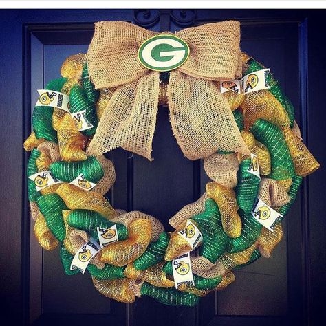 Green Bay Packers Birthday, Packers Wreath, House Divided Wreath, Football Wreath, House Divided, Nfl Green Bay, Football Season, Green Bay Packers, Nfl Football