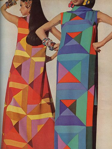 geometric dresses, vogue 1967 Portfolio Project, 60s 70s Fashion, Fashion 1960s, Design Moda, Sixties Fashion, Retro Mode, Mod Fashion, 1960s Fashion, Vintage Vogue