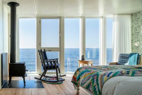 The Top 10 Resort Hotels in Canada Fogo Island Inn, Fogo Island, Revival Architecture, Romantic Hotel, Newfoundland And Labrador, Getting Out Of Bed, Hotels Design, Newfoundland, Luxury Resort