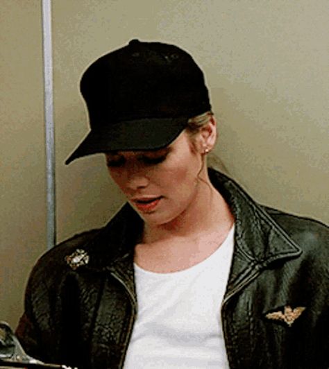 Kelly Mcgillis, Animated Gif, Gif, Black