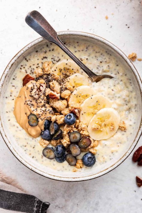 Oat Recipes Healthy, 30 Grams Of Protein, Protein Oatmeal, Perfect Healthy Breakfast, Homemade Oatmeal, High Protein Breakfast, Banana Oatmeal, Oats Recipes, Protein Breakfast