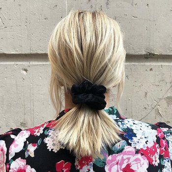 RX_1901_Ponytail Hairstyles 2019_Short Scrunchie Ponytail Pretty Ponytails, Vintage Ponytail, Cute Ponytail Hairstyles, French Braid Ponytail, Loose Ponytail, Bubble Ponytail, Banana Hair Clips, Second Day Hairstyles, Cute Ponytails