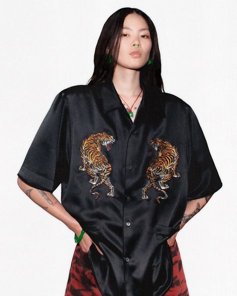 Tiger Clothes, Tiger Embroidery, Embroidery Shirt, Tiger Shirt, Shirt Embroidery, Silk Pajamas, Silk Charmeuse, Tiger Print, Alexander Wang