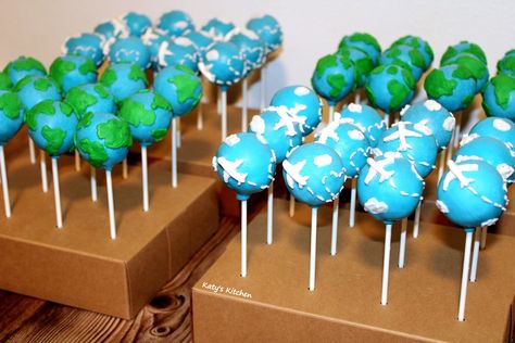 World Cake Pops, Travel Theme Cake Pops, Globe Cake Pops, Travel Themed Cupcakes, Travel Cupcakes, Travel Theme Cake, Travel Theme Baby Shower Ideas, Globe Cake, Travel Theme Bridal Shower