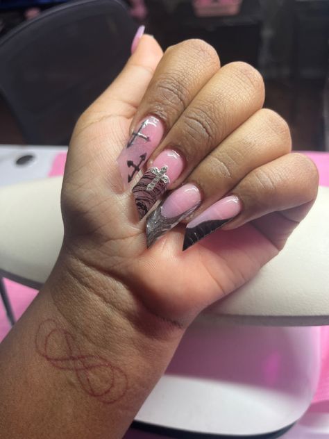 Lipstick Shaped Nails Acrylic, Lipstick Shaped Nails, Lipstick Shape Nails, Lipstick Nails Design, Lipstick Nails Shape, Lipstick Nail, Lipstick Nails, Shaped Nails, Nails Now