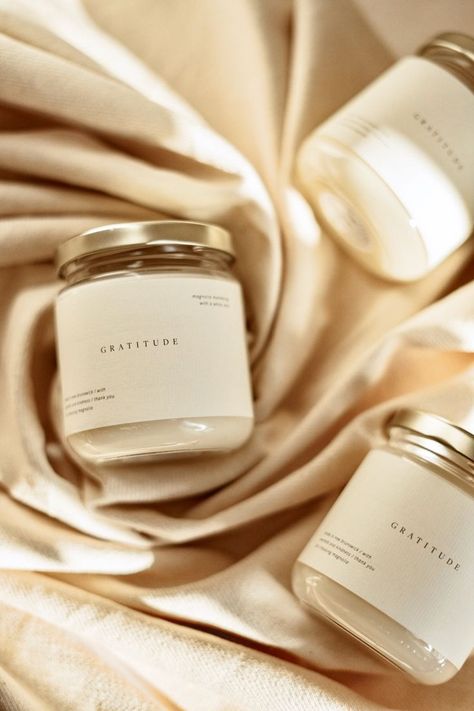 Hand poured soy candles by A White Nest with labels and photography done by Magnolia Marketing. Classic and minimal label design. Minimal Label Design, Candle Pics, Candle Photography Ideas, Layered Candles, Candle Logo Design, Candle Photoshoot, Candle Packaging Design, Minimal Candles, Arte Aesthetic