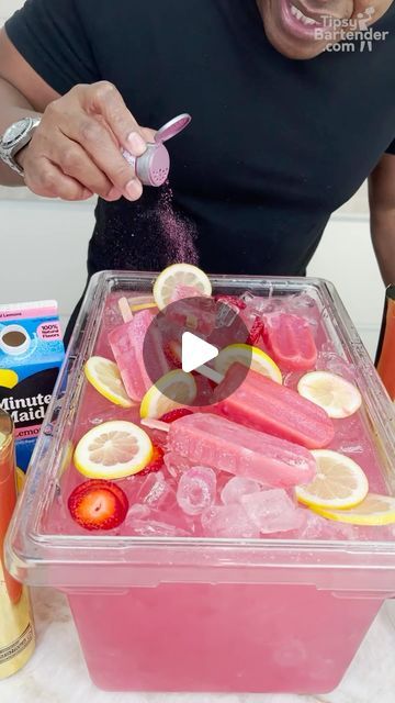 TIPSY BARTENDER 🍻🍹 on Instagram: "Pink lemonade popsicle jungle juice #cocktails #popsicle #lemon #lemonade" Pink Jungle Juice, Tipsy Bartender Jungle Juice, Juice Cocktails, Tipsy Bartender, Jungle Juice, Lemon Lemonade, Pink Lemonade, Popsicles, Lemonade